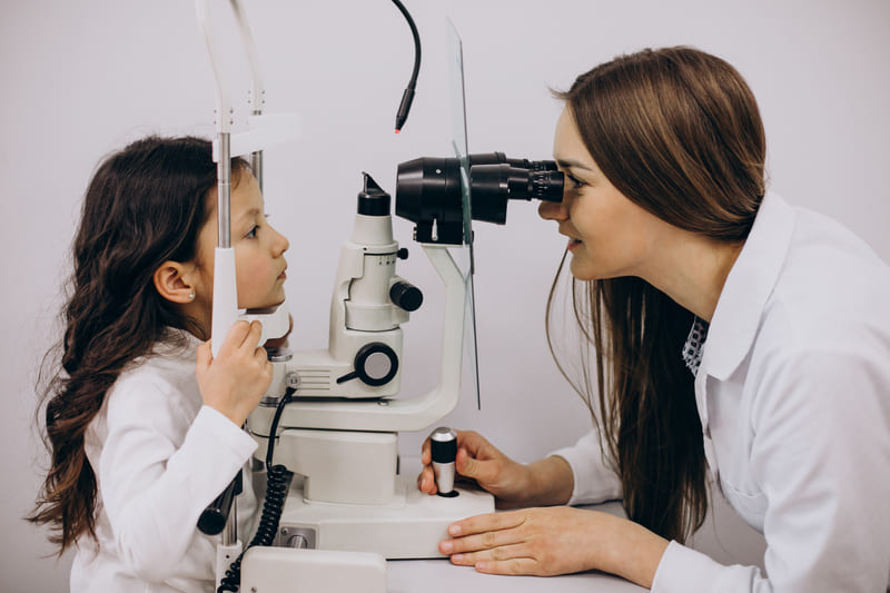 Examen de la vista para niños: Protege su visión del mañana